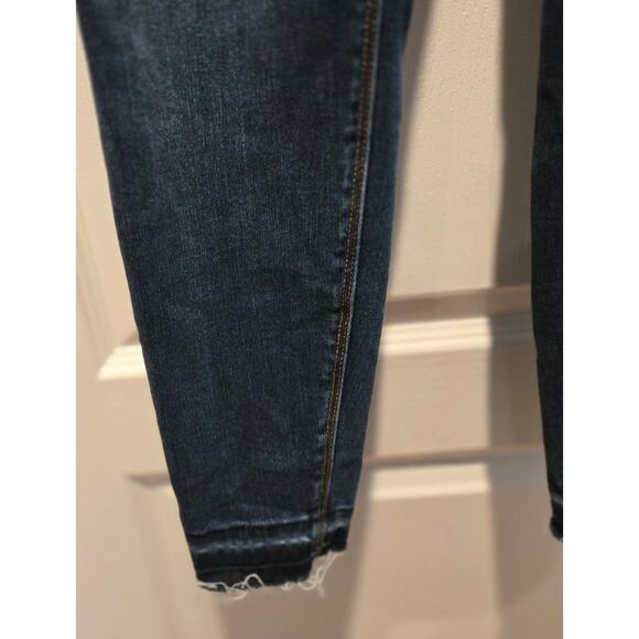 Spanx Sz M Jeans Distressed SKINNY Ankle Length Stretchy Pull raw hem - Picture 3 of 7